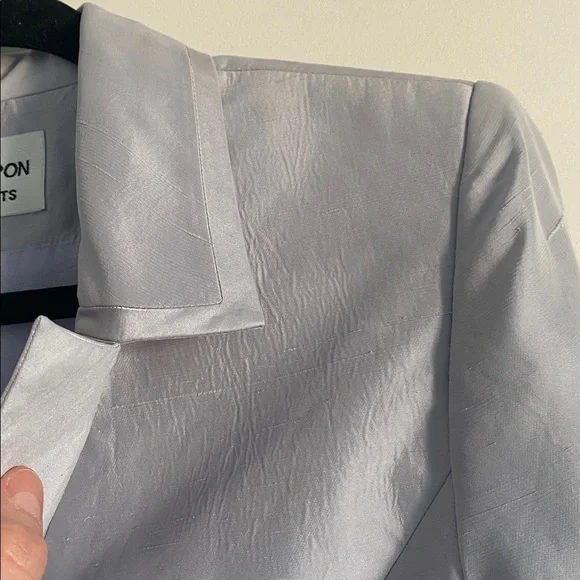 Albert Nipon Silk Tailored Blazer | Silver Lavender | Size 10P - Picture 10 of 12